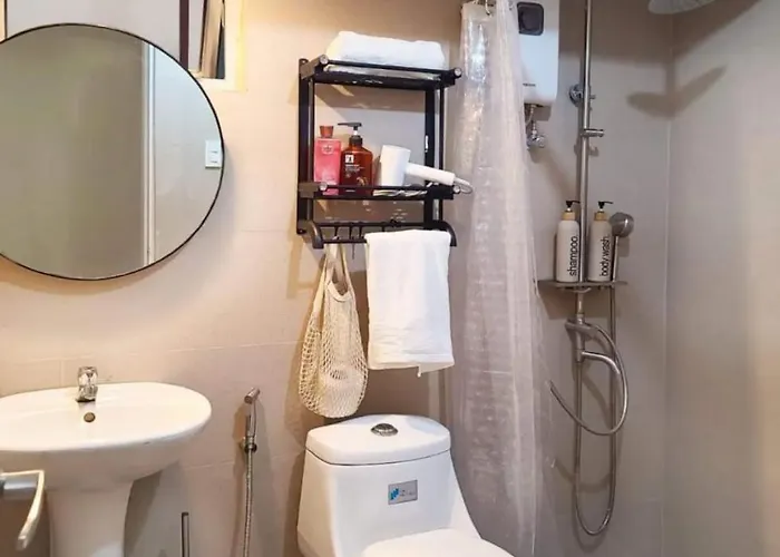 Bgc - Two Bedroom With Game High Speed Wifi Apartment *